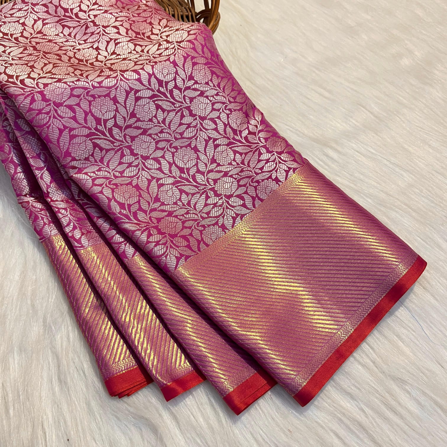 Banarasi Kanjivaram Tissue Zari Saree