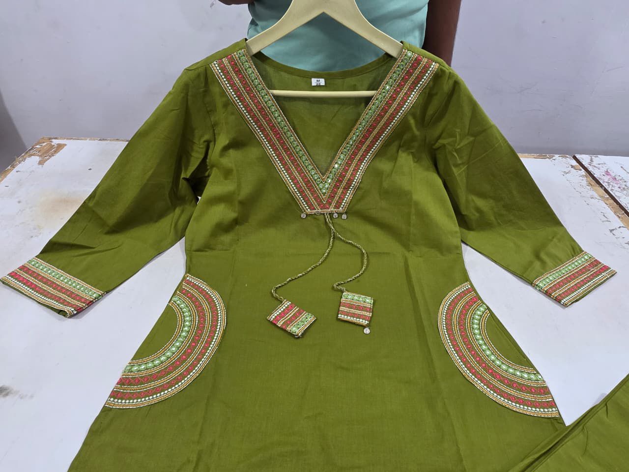 Women Printed Cotton Kurta Pant Set
