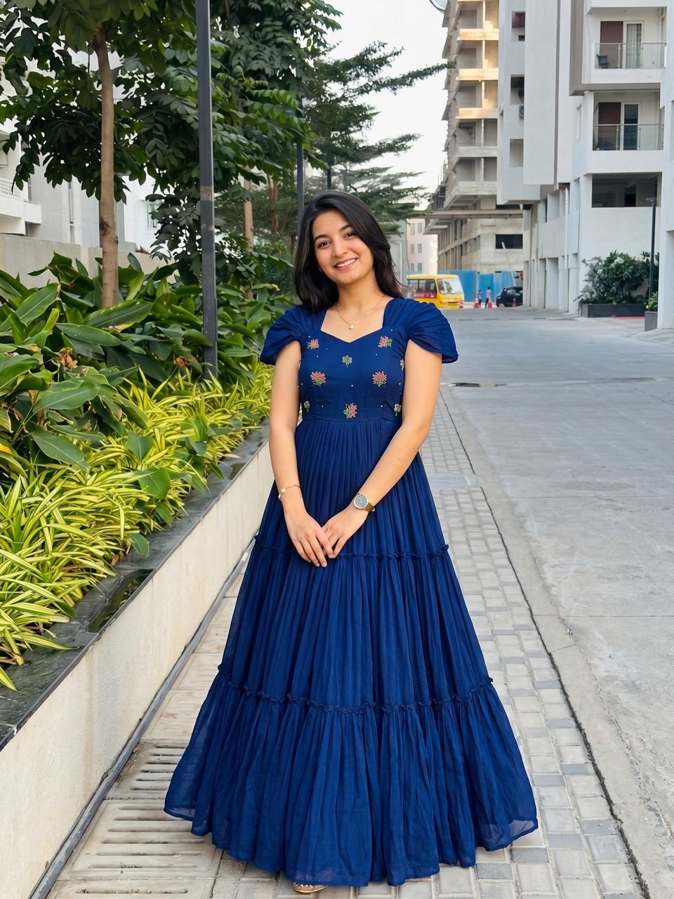 Mul Mul Cotton Gown