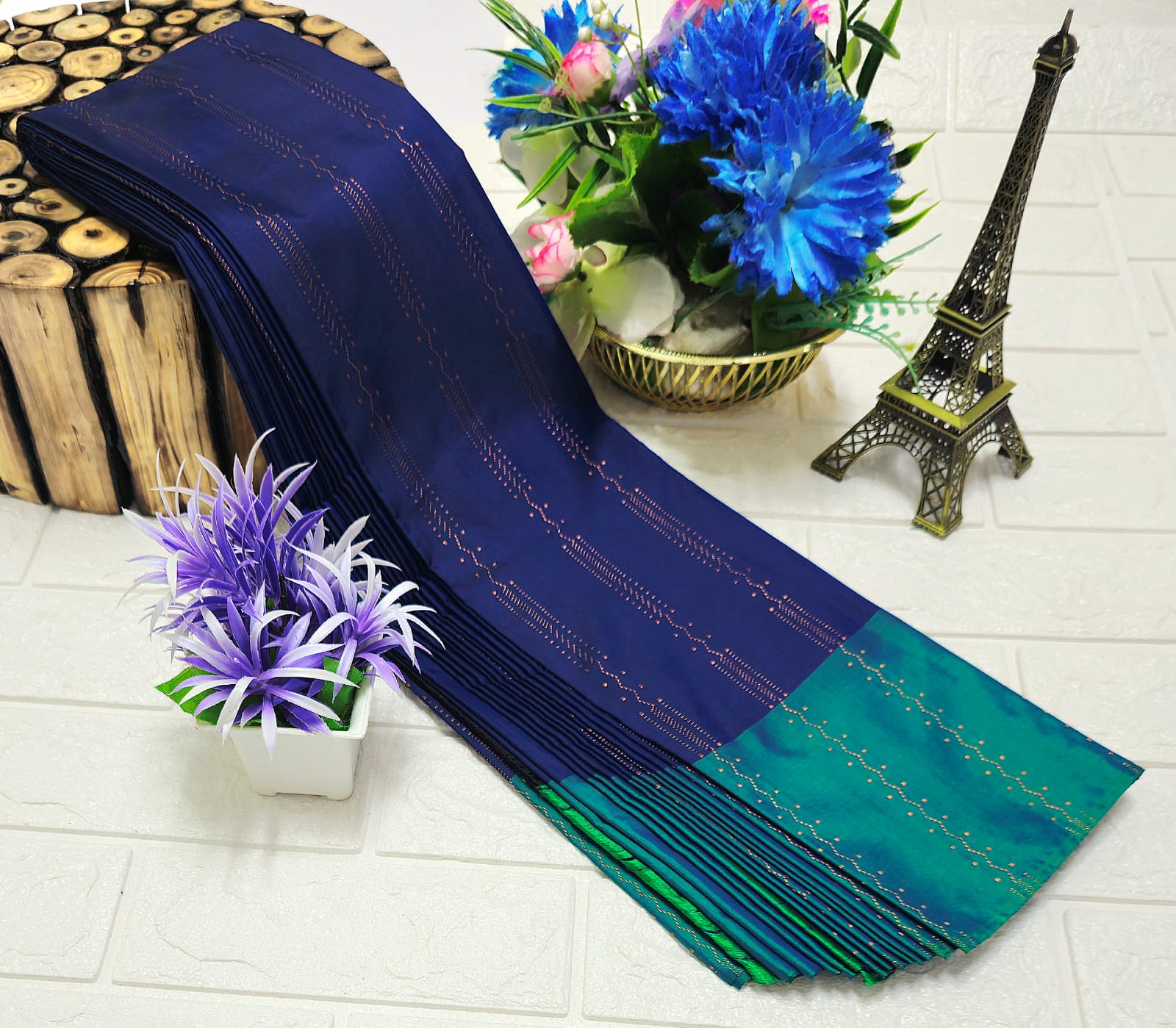 Grand Wedding & Party Wear Soft Silk Saree