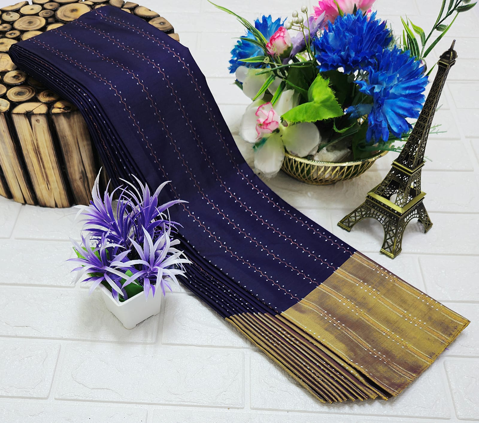 Grand Wedding & Party Wear Soft Silk Saree