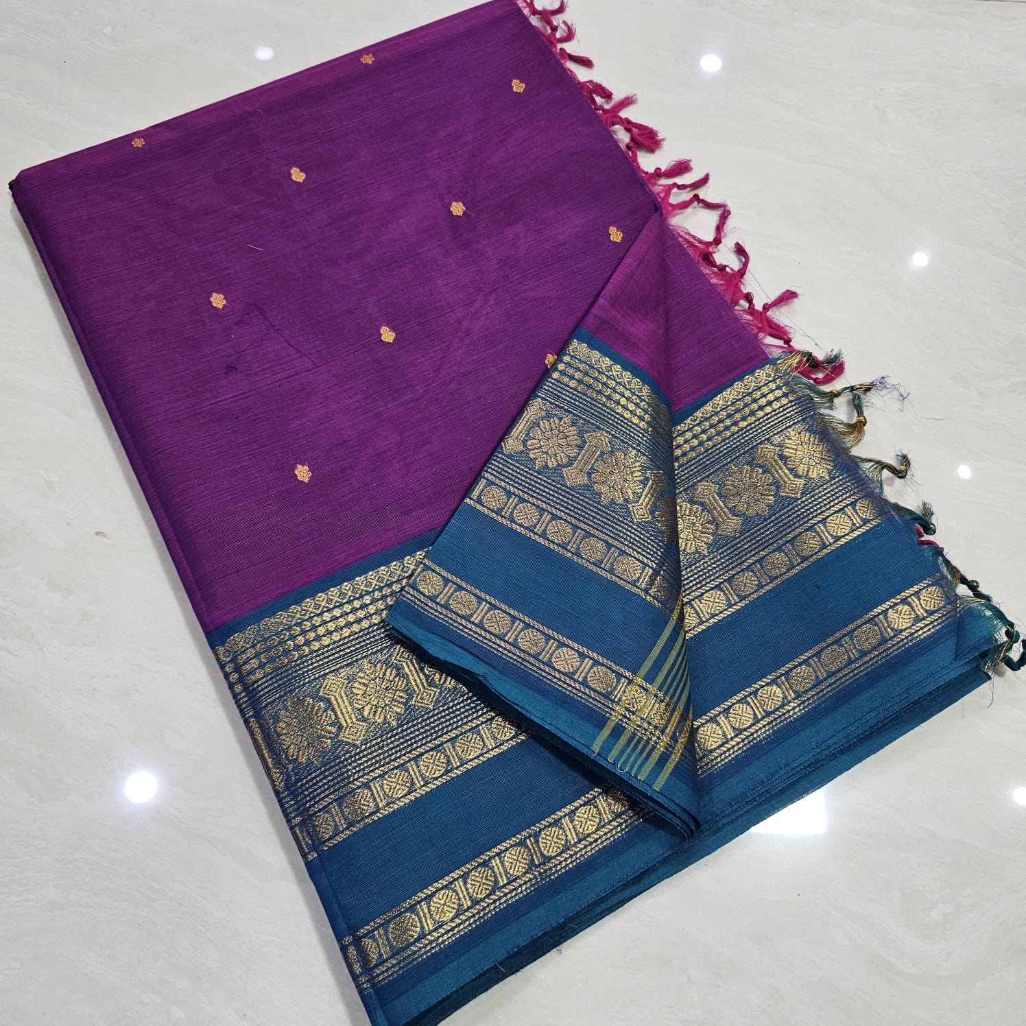 Kanchi Cotton Butta Saree