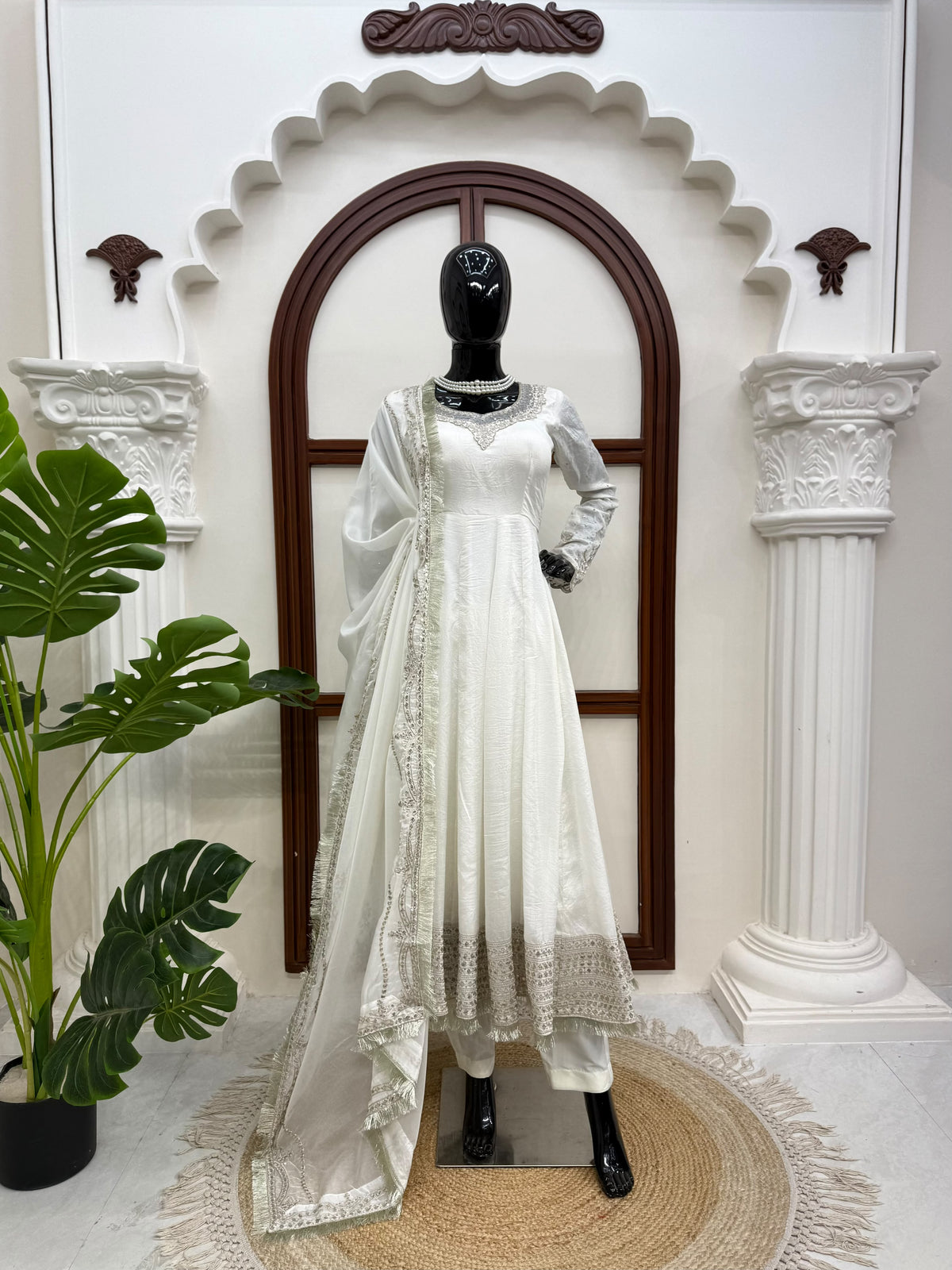 Vichitra Anarkali Dupatta Pant Set