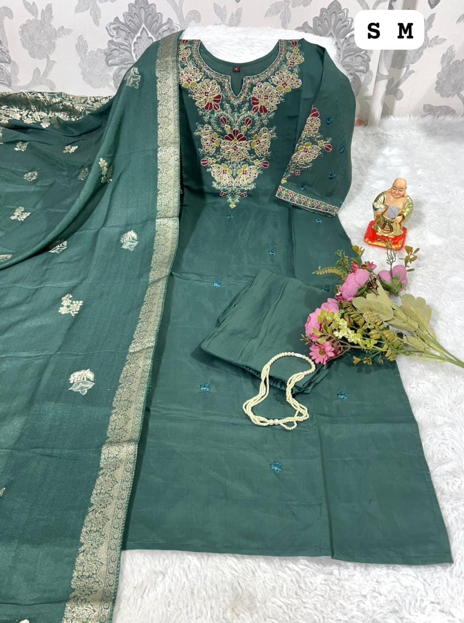 Hand Work Kurti, Pant & Dupatta Set
