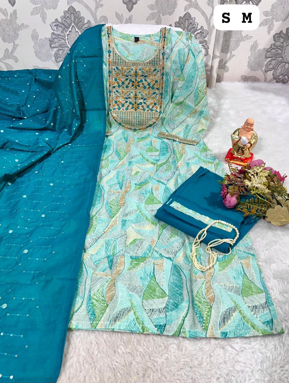 Hand Work Kurti, Pant & Dupatta Set