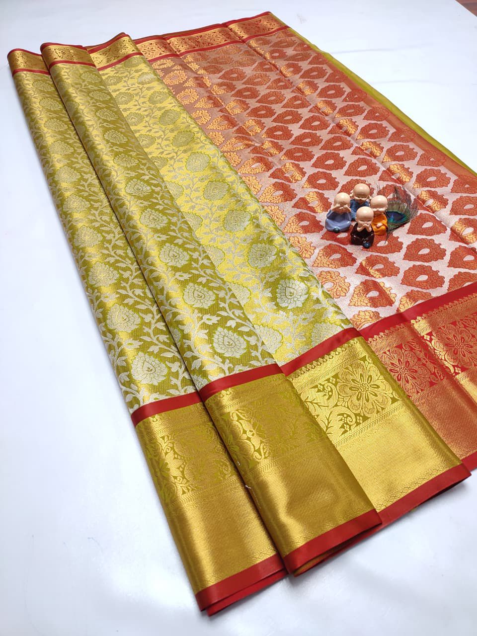 Grand Wedding Tissue Silk Saree