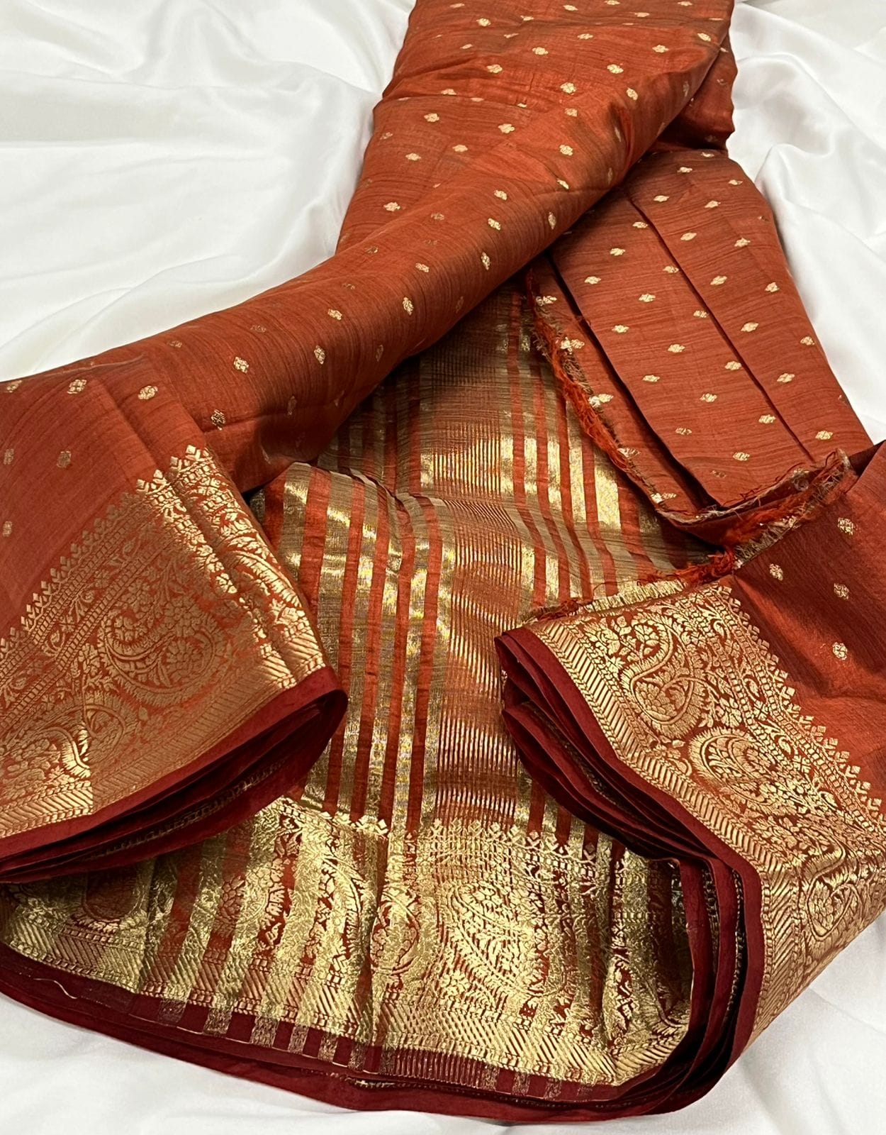 Premium Linen Tussar Silk Saree